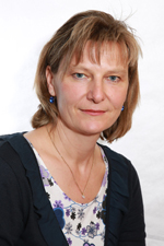 Das Bild zeigt ein Passfoto von Gudrun Hahner.