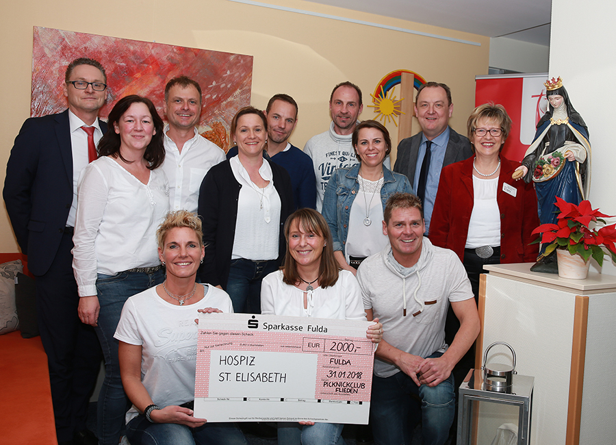 Picknick-Club Flieden spendet 2.000 Euro an Hospiz St. Elisabeth